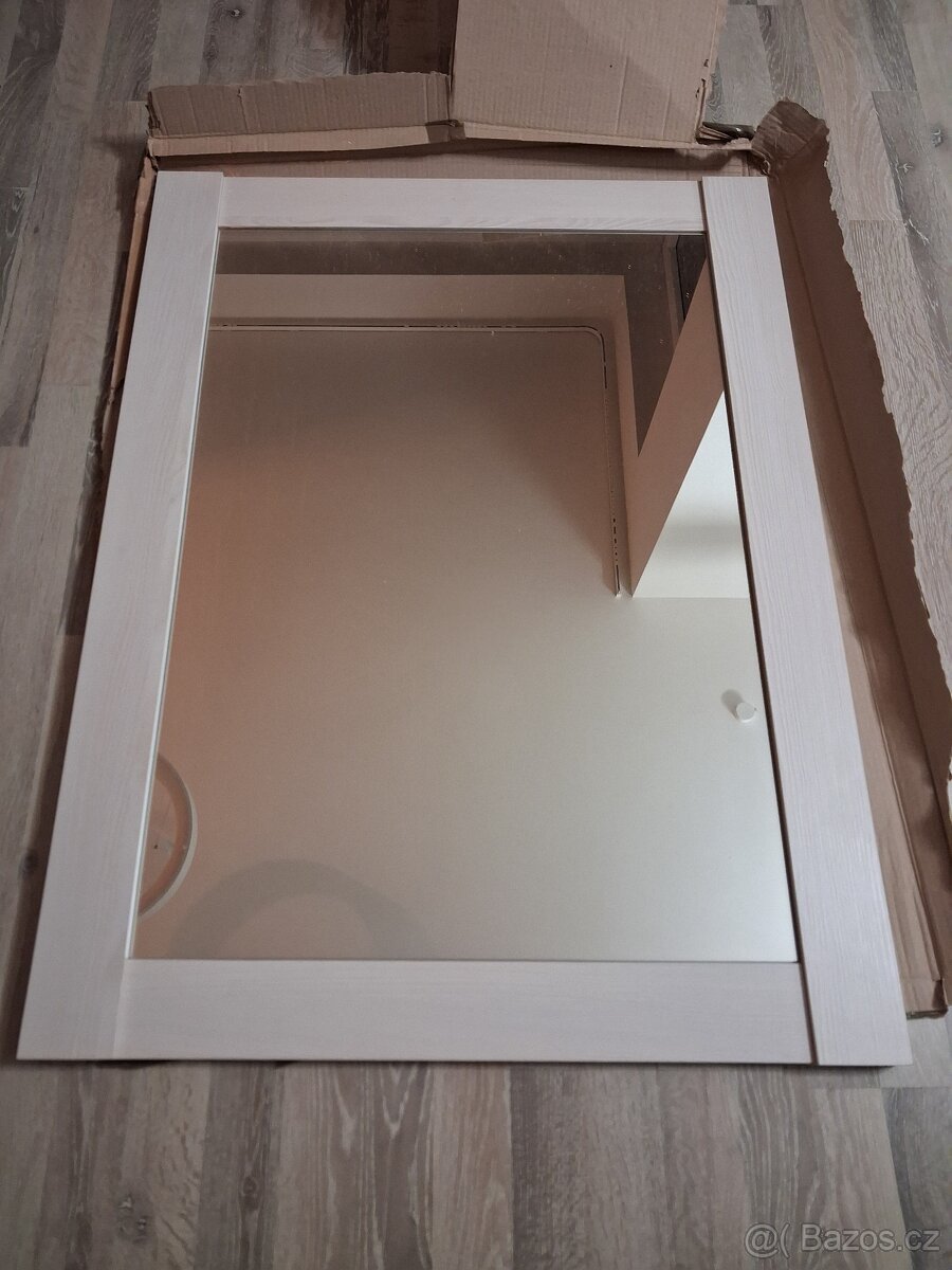 Zrcadlo - bíle dřevo - 2