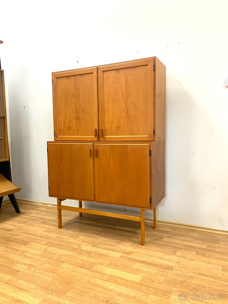 Retro komoda 70. léta Dřevotvar. - 2