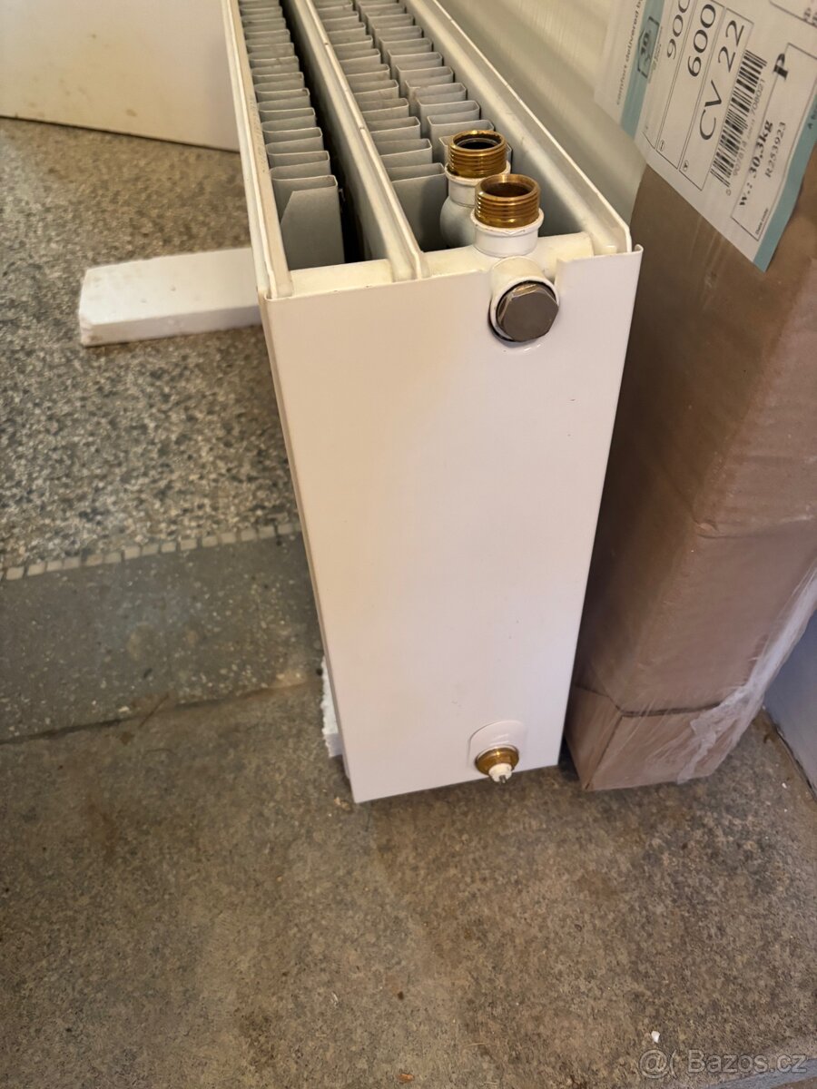 Radiátor 40x90 cm trojkovej - 2