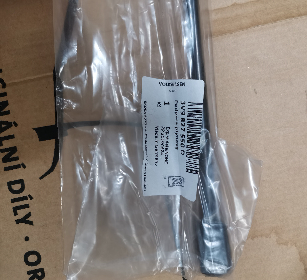 Vzpěra 5. dveří SUPERB III COMBI, ORIGINAL 3V9827550D - 2