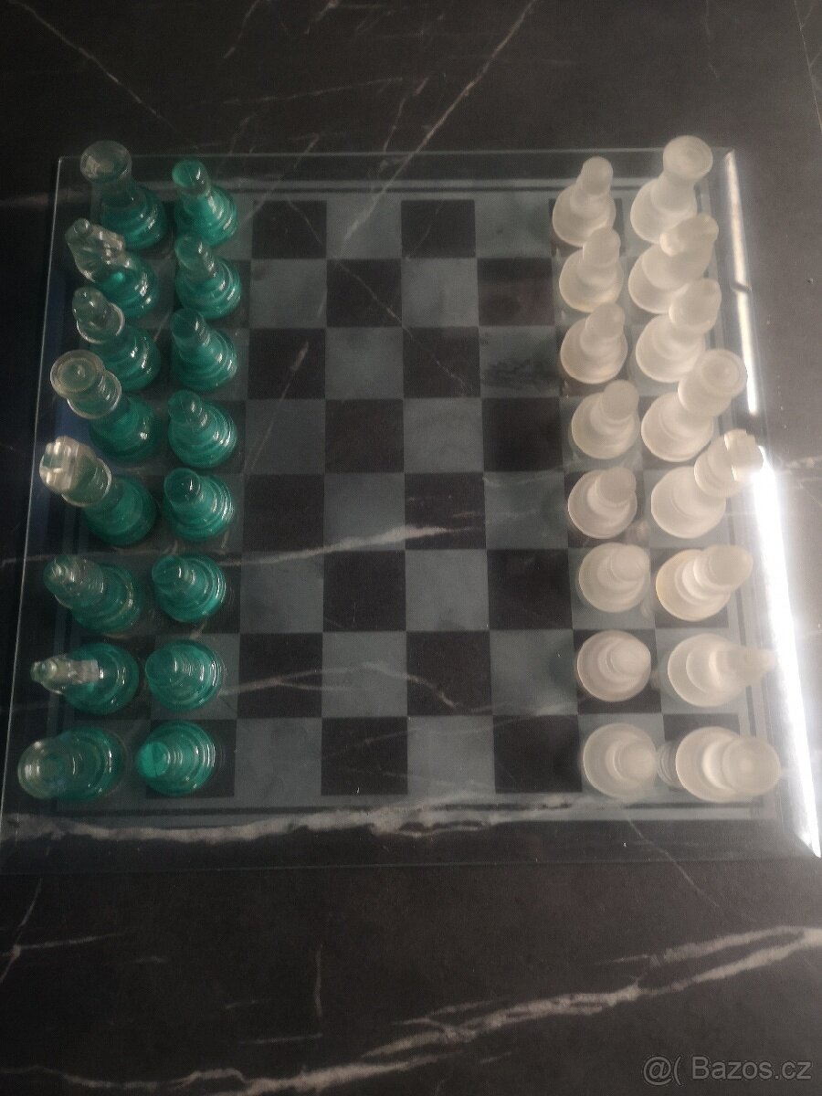 Skleněné šachy - 2