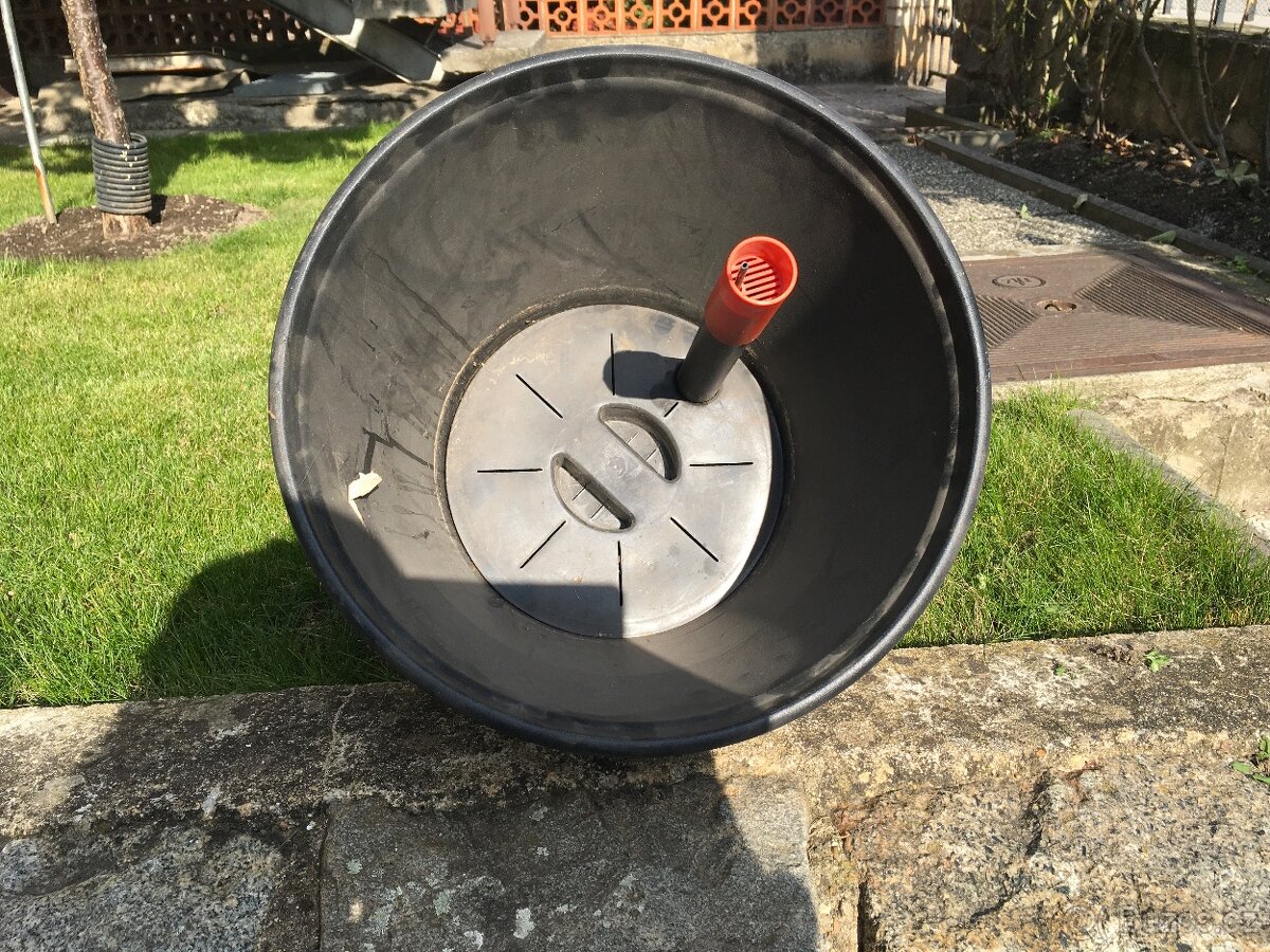 Samozavlažovací květináč - 2