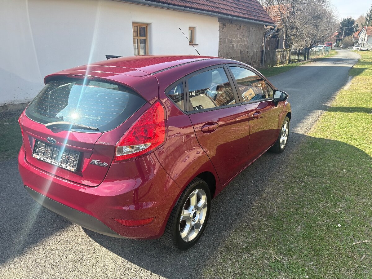 Ford Fiesta 1.25 i klima Trend - 2