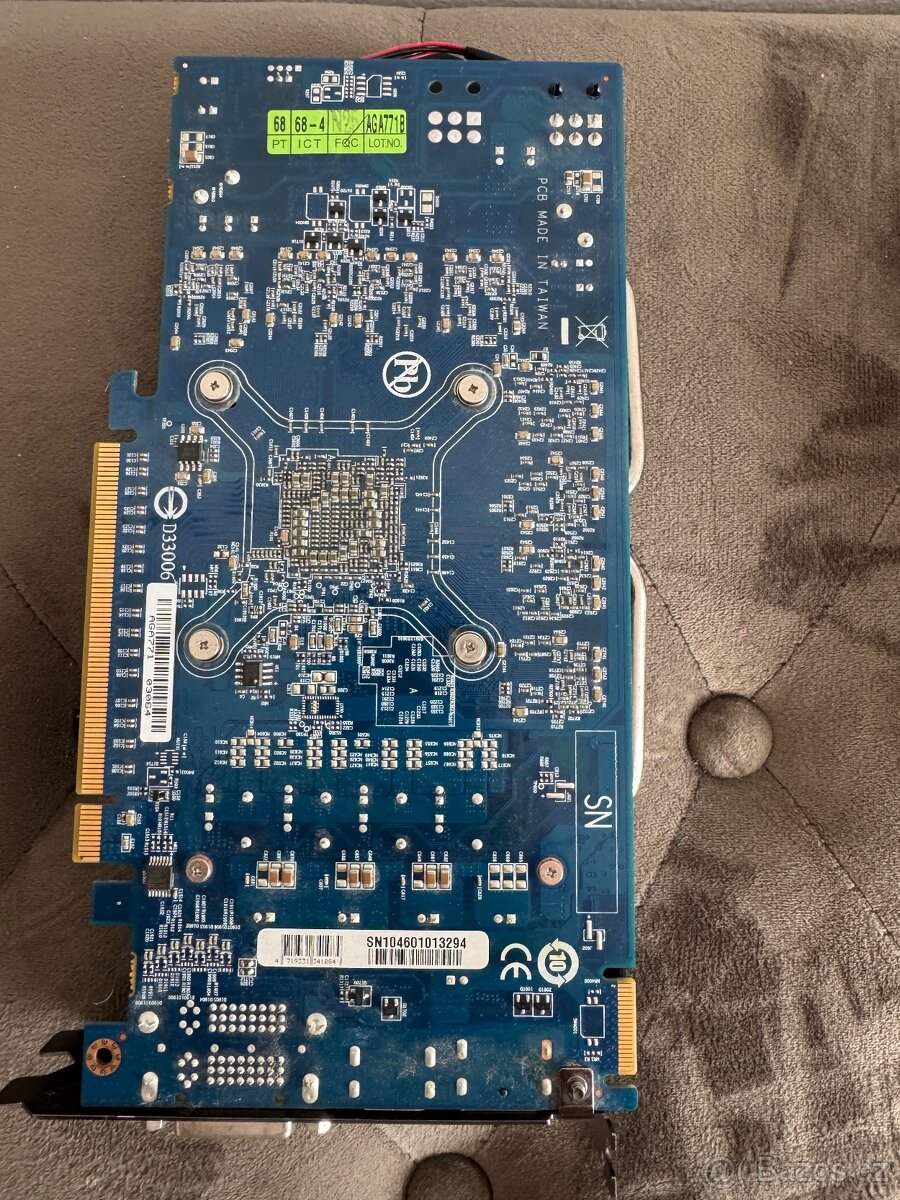 Gigabyte AMD Radeon HD 6850 GPU - 2