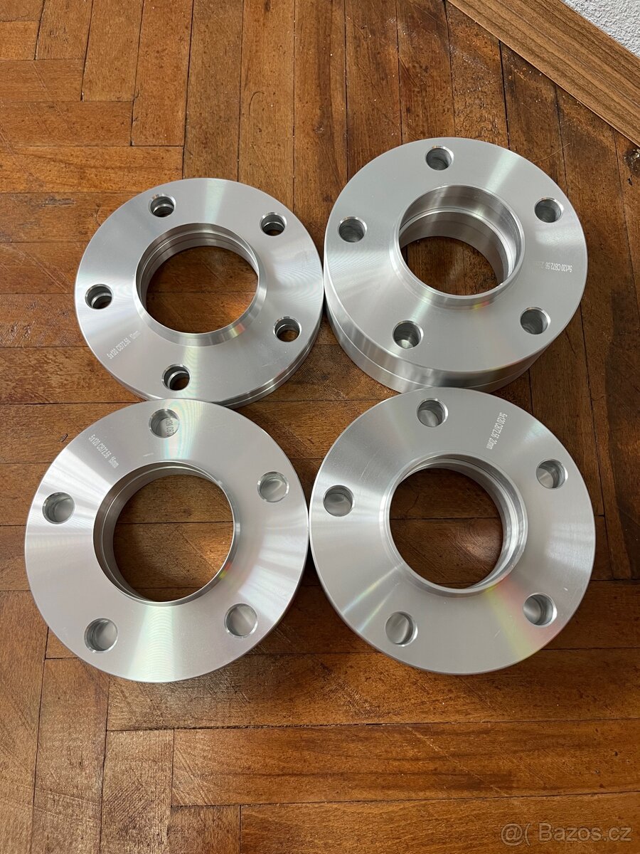 Rozšiřovací podložky BMW 5x120 - 2