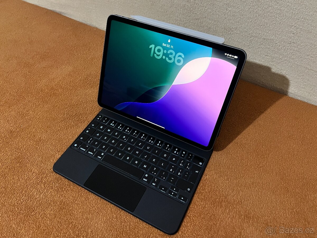 iPad Pro 11" M1 128 GB WiFi + Apple Pencil + Magic Keyboard - 2
