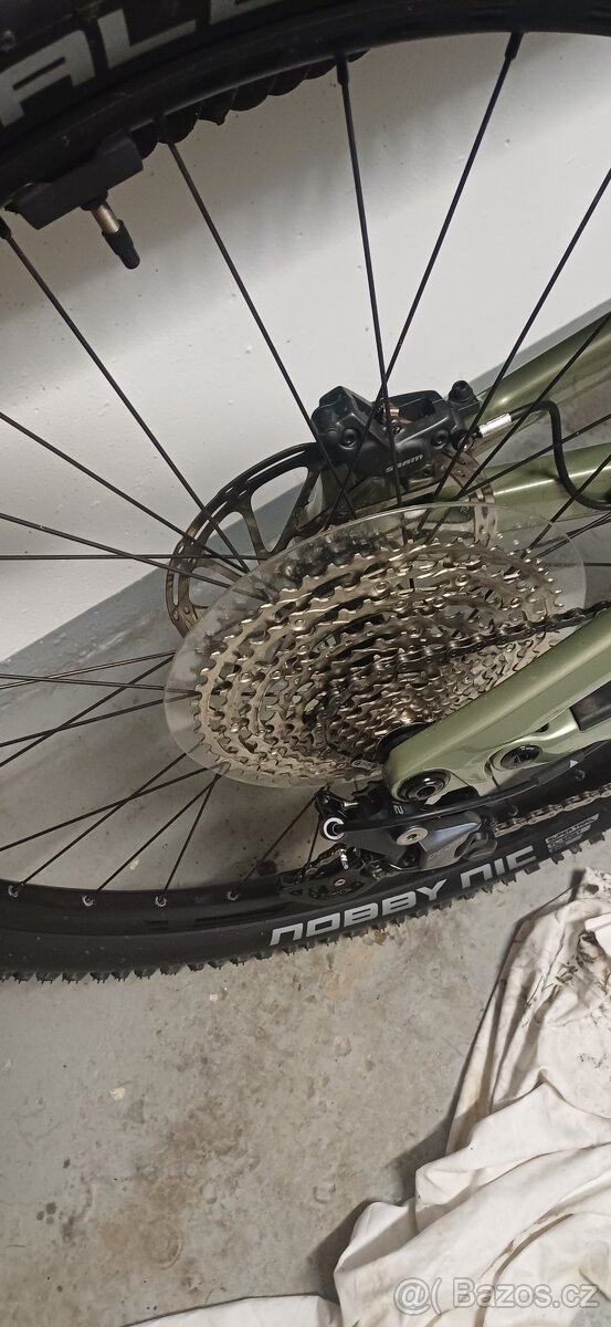 Canyon Neuron Onfly cf7 vel.M - 2