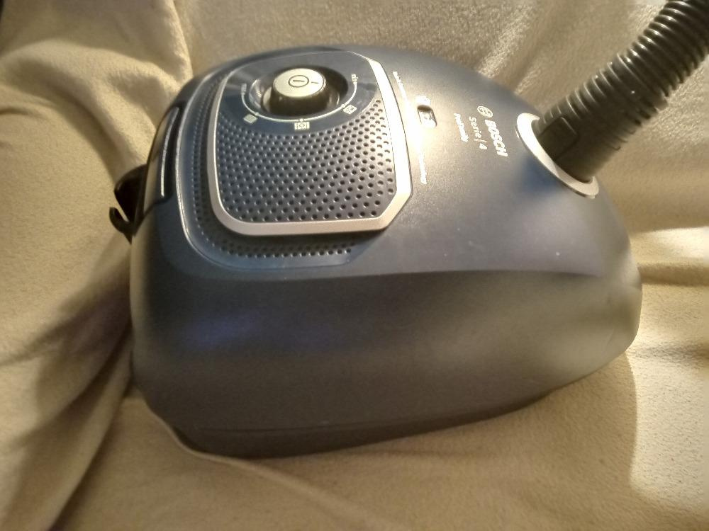 NOVÝ sáčkový vysavač Bosch - 2