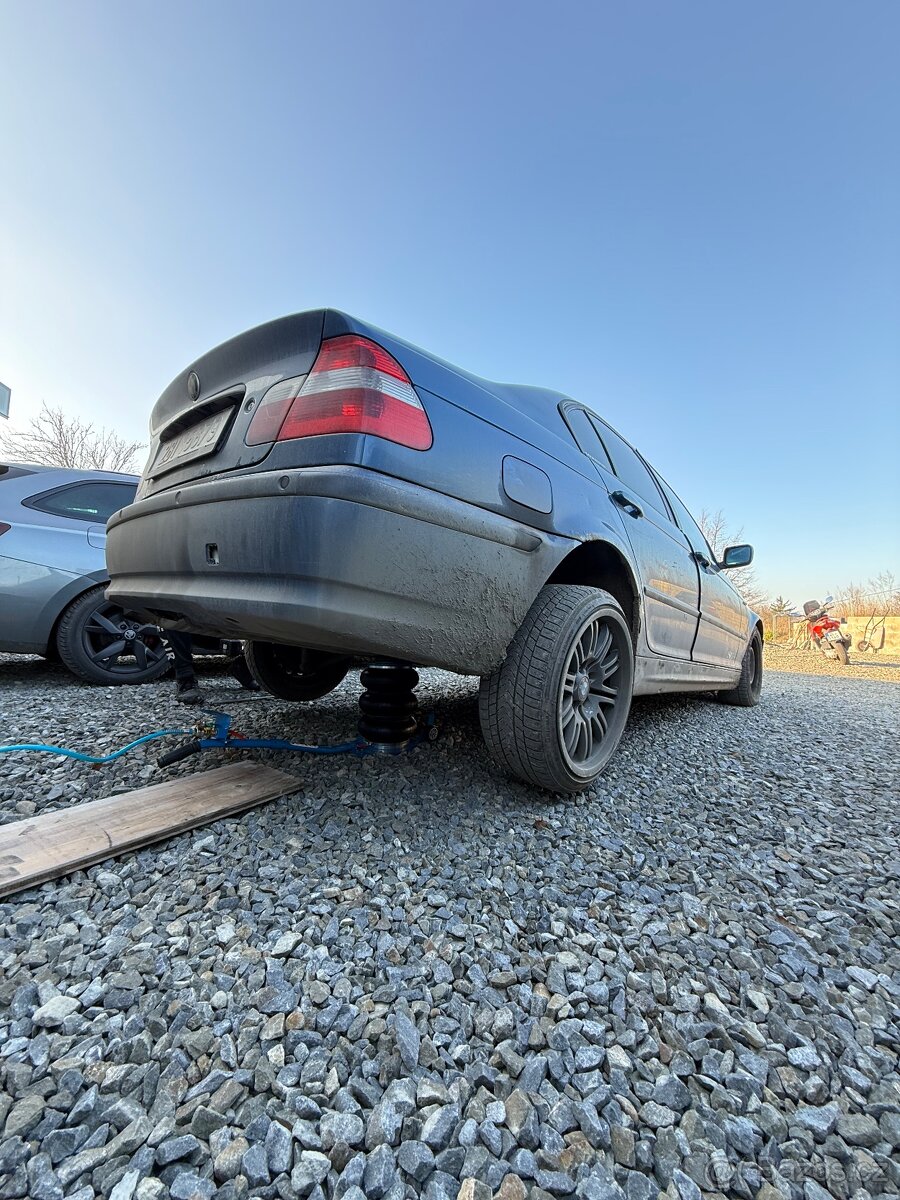 BMW style 67 dvourozmer r18 - 2