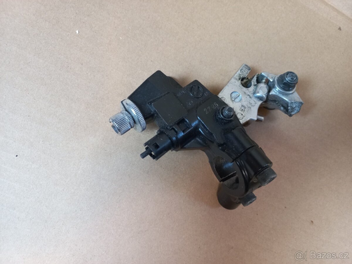 Triumph Street Triple 675 - 2013 - Díly - 2