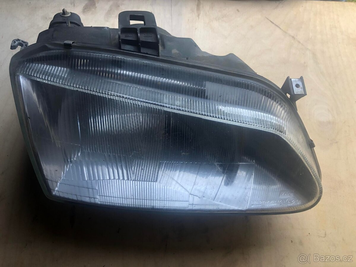 predni svetla Renault Megane Scenic I. - 2
