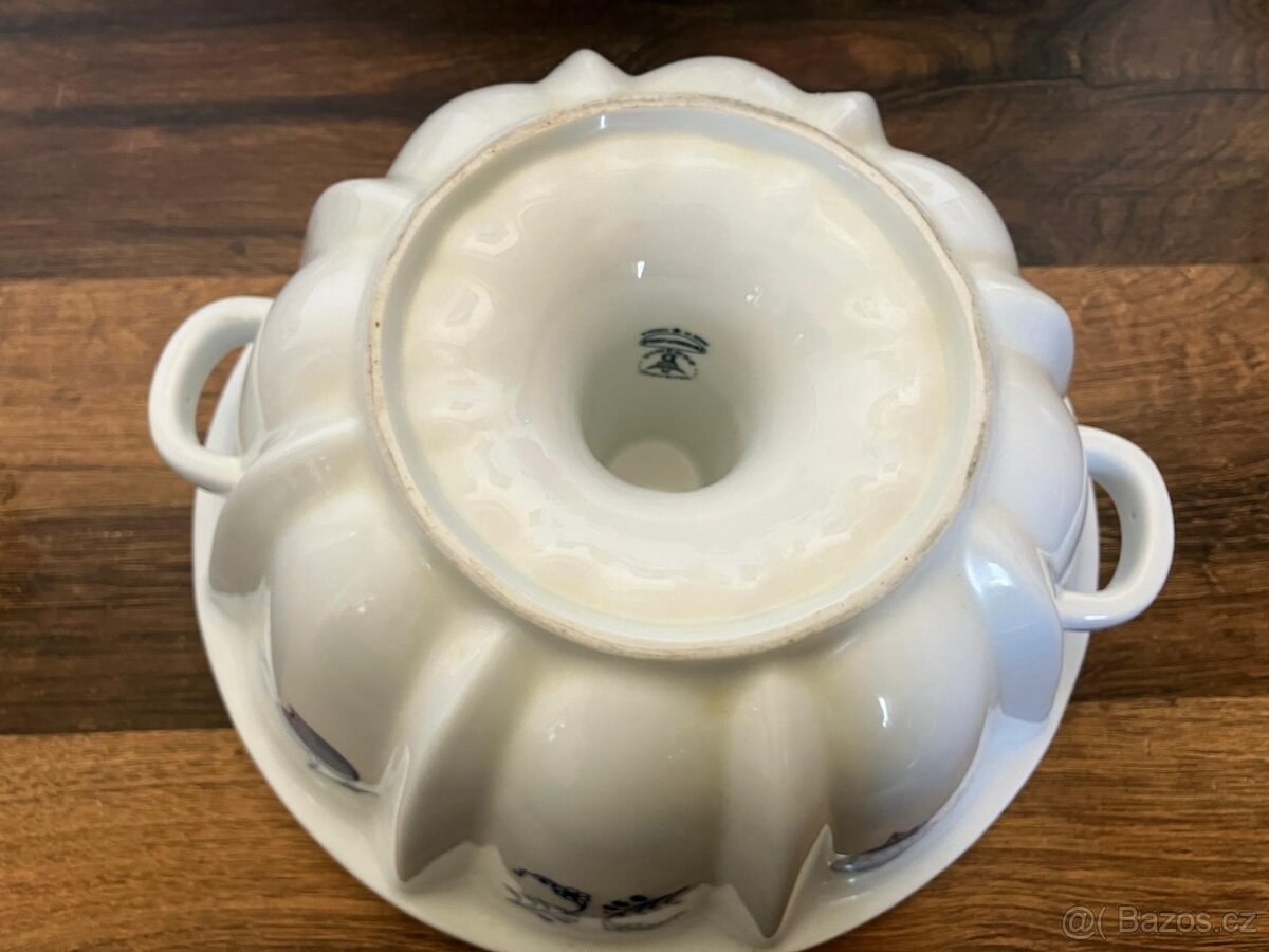 Cibuláková forma na bábovku - 2