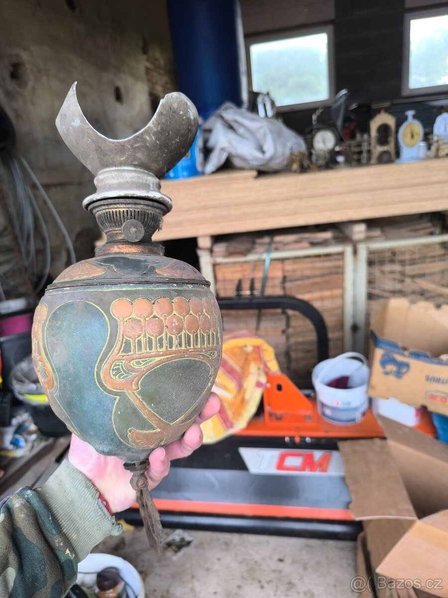 Petrolejka, Lucernička - 2