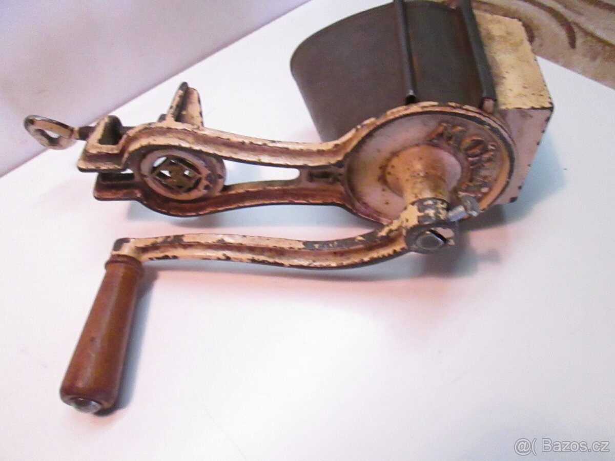 STARÝ MLÝNEK NA STROUHANKU - 2