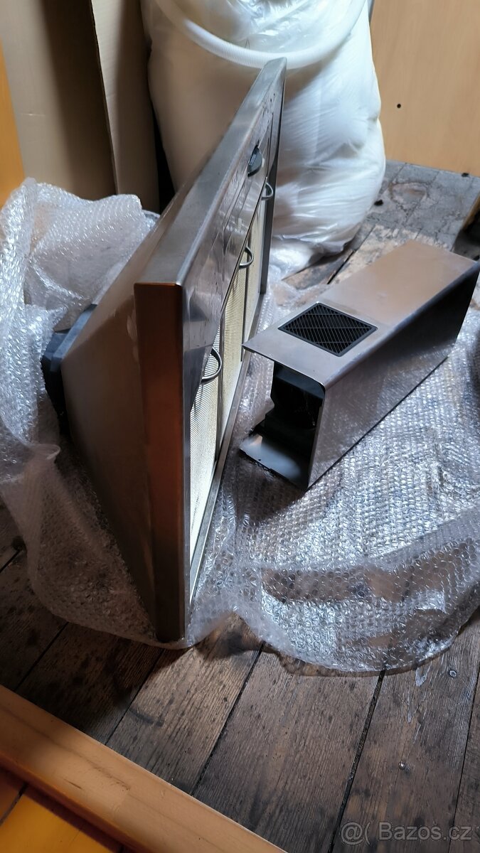 Electrolux nerezová digestoř 90cm - 2