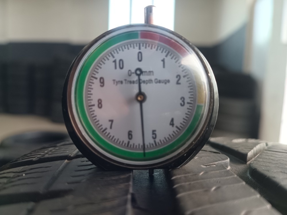 235/50 R17 MICHELIN (2420) - 2