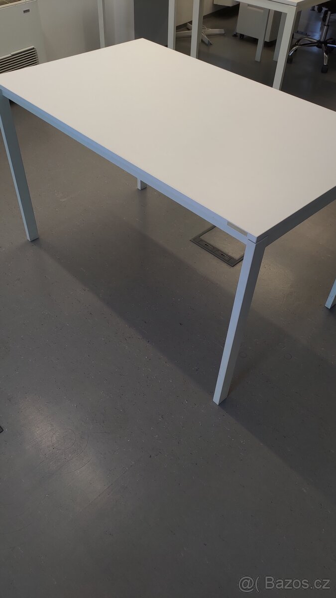 Stůl Melltorp Ikea - 2