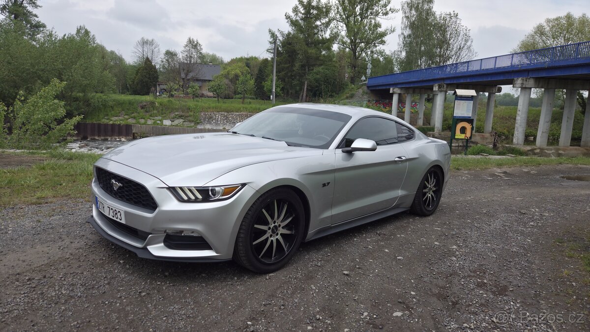 Ford Mustang 3.7 V6 2017 - 2