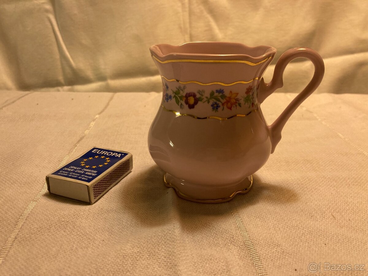 růžový porcelán Leander 1946 – hrnek - 2