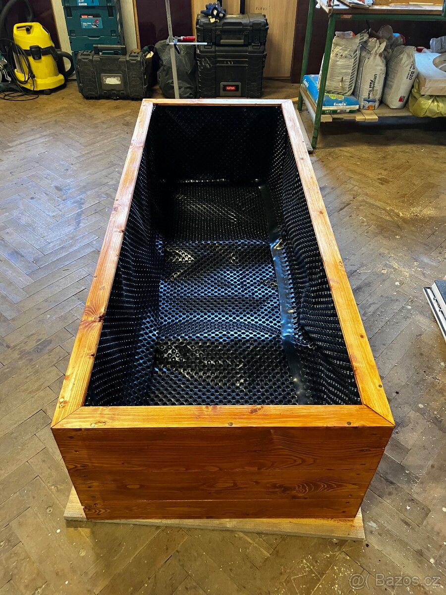 Vyvýšený záhon - 2