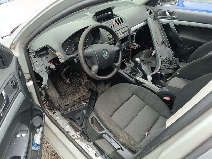 ND z Škoda Octavia 1968.cm3 103.kw nafta r.v.2006 (K58) - 2