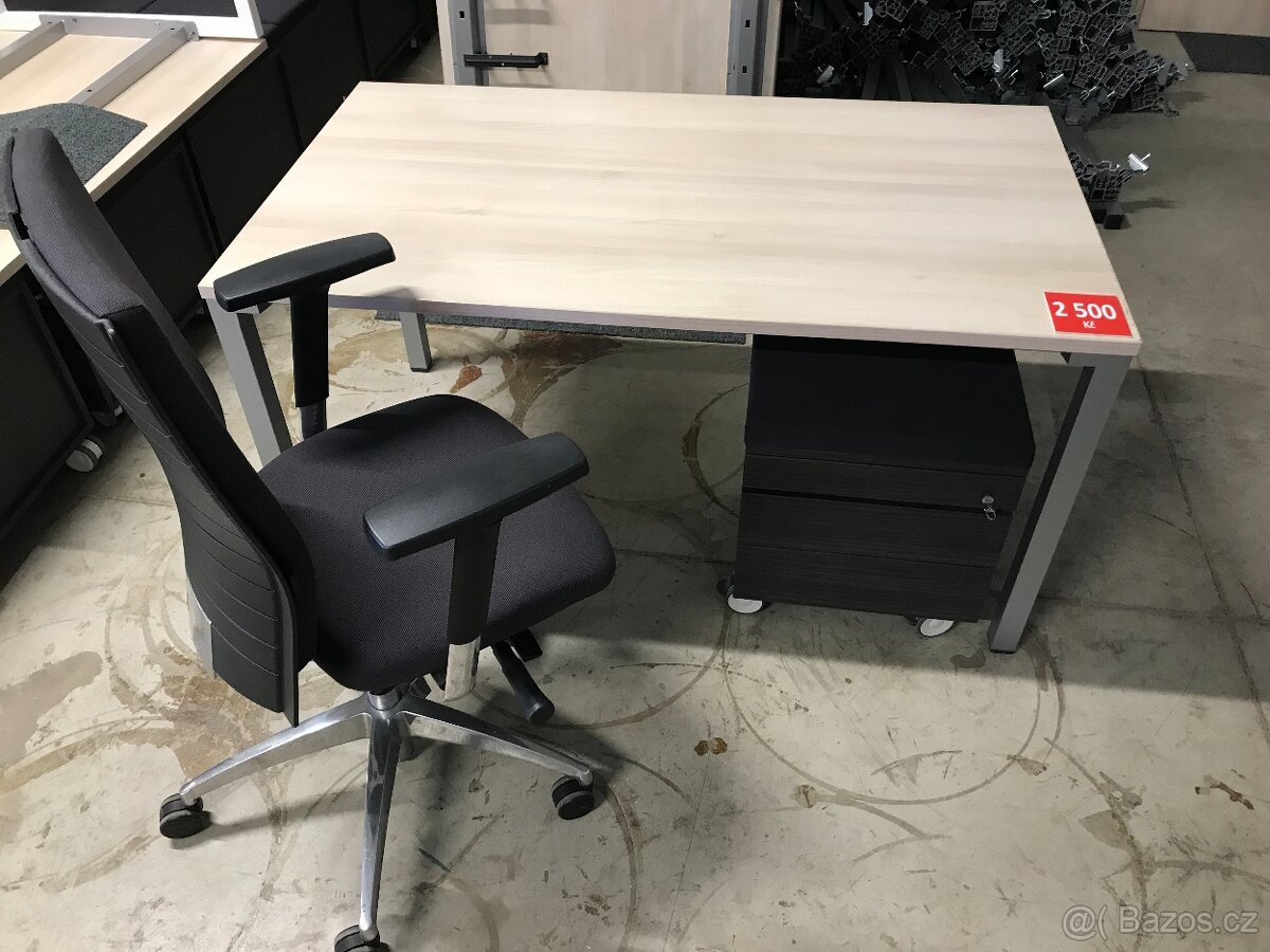 Prodám kancelářské stoly Steelcase - 2