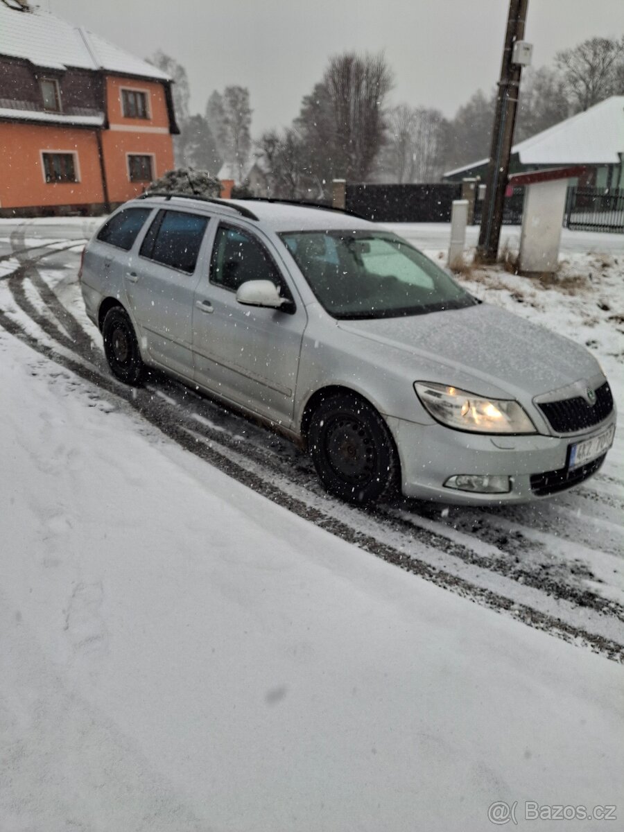 Škoda octavia 1.6 Tdi 77Kw - 2