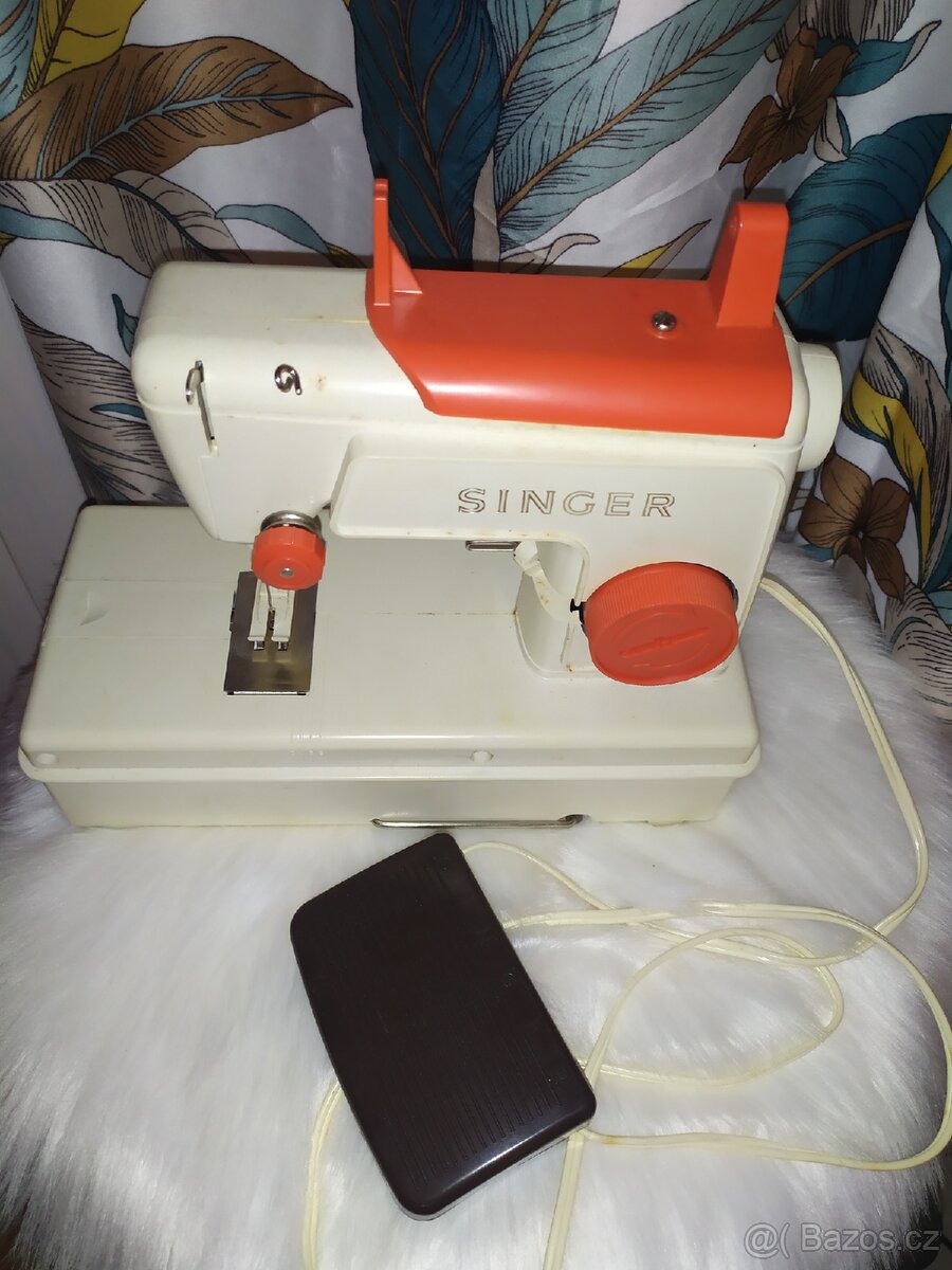 Dětský šicí stroj Singer - 2