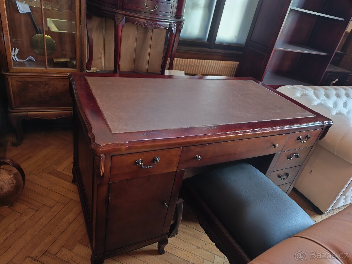 psací stůl - 2