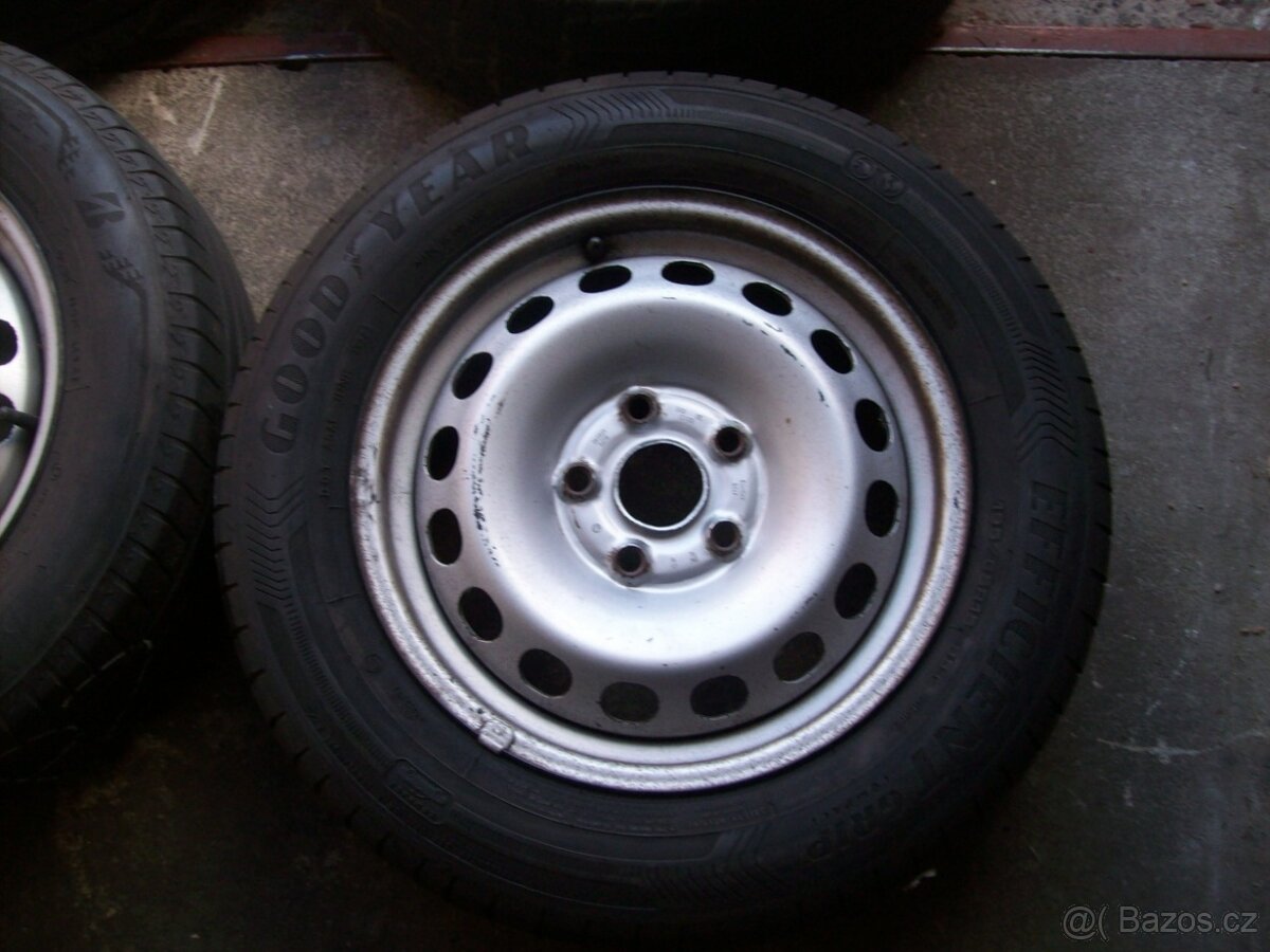 letní kola original VW Caddy 15" - 2