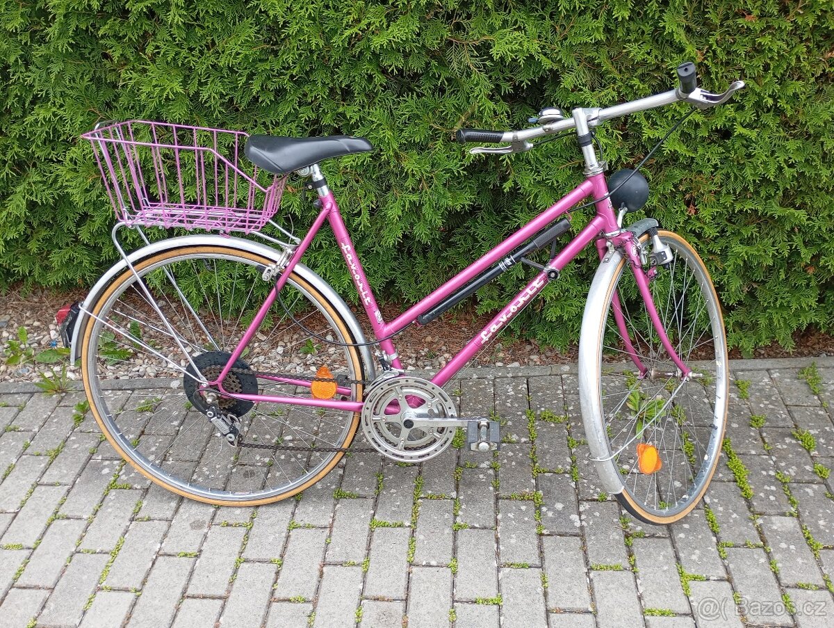 Dámské kolo Favorit - 2