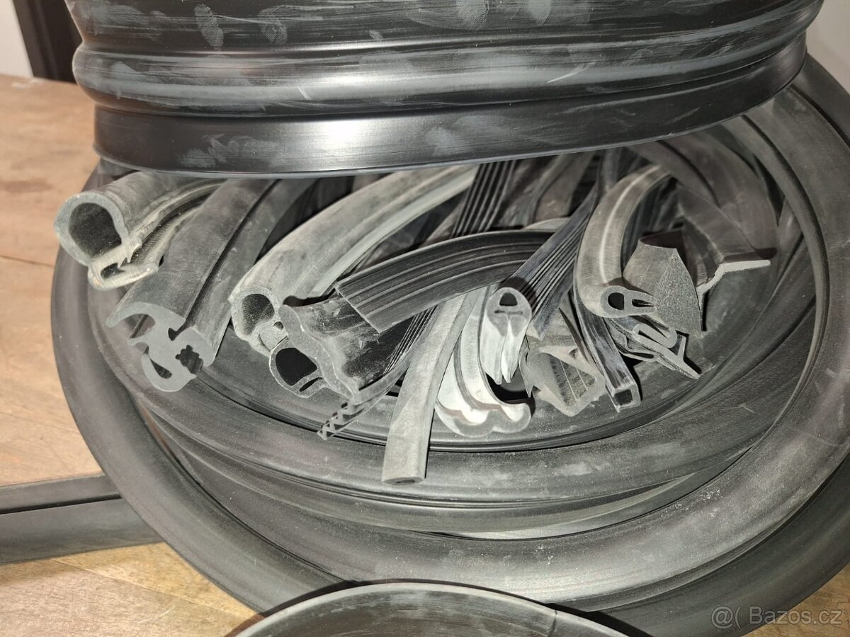 Tesnenia Škoda 110R - 2