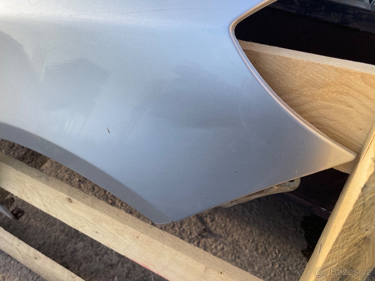 Pravý přední blatník Fabia 2 - 2