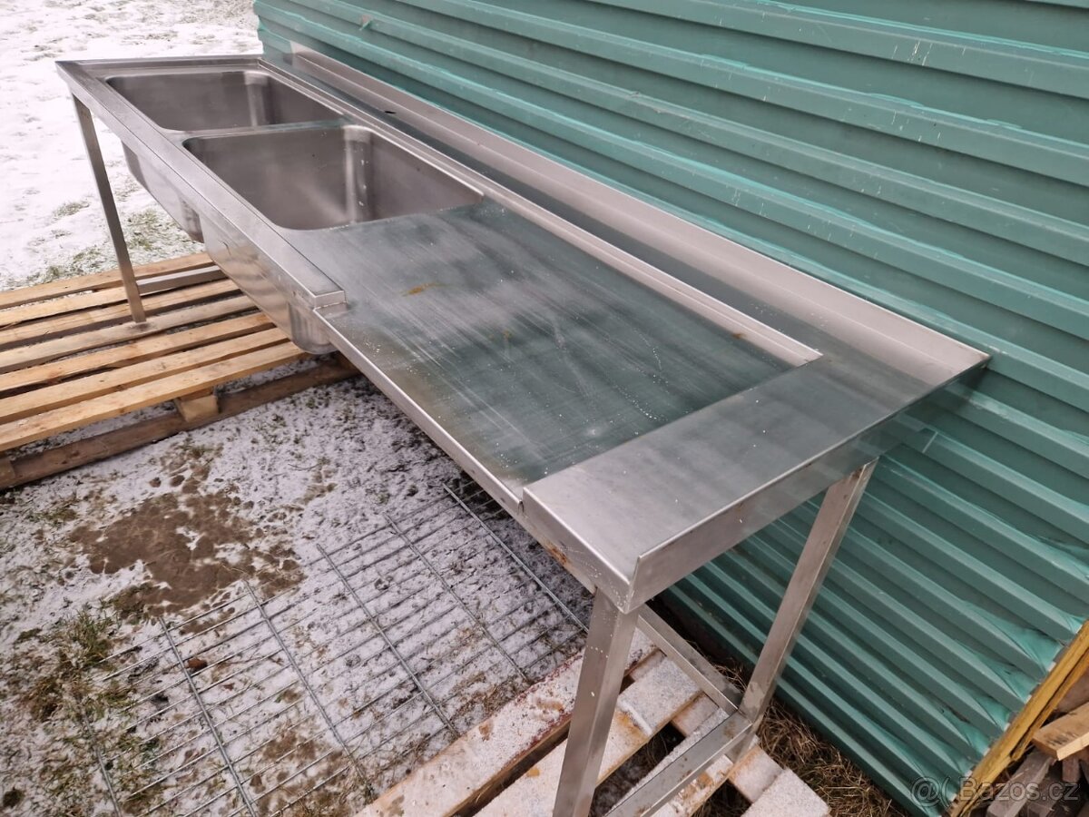 Nerezový stul dvoudřez - 2