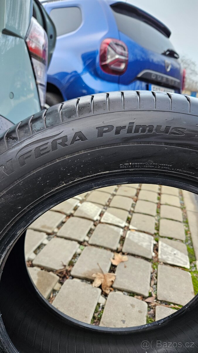 Letní pneu 215/60 R17 - 2