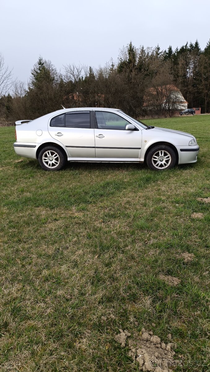 Škoda Octavia 1.6.benzin - 2
