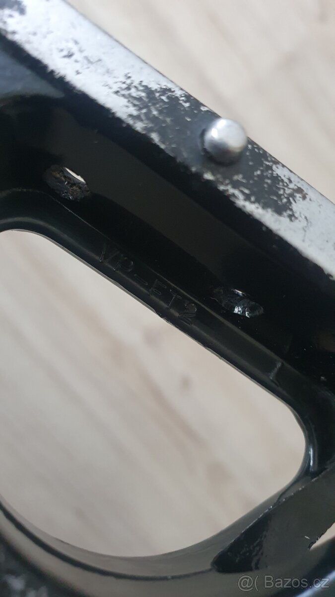 Levý pedál Feltback - 2