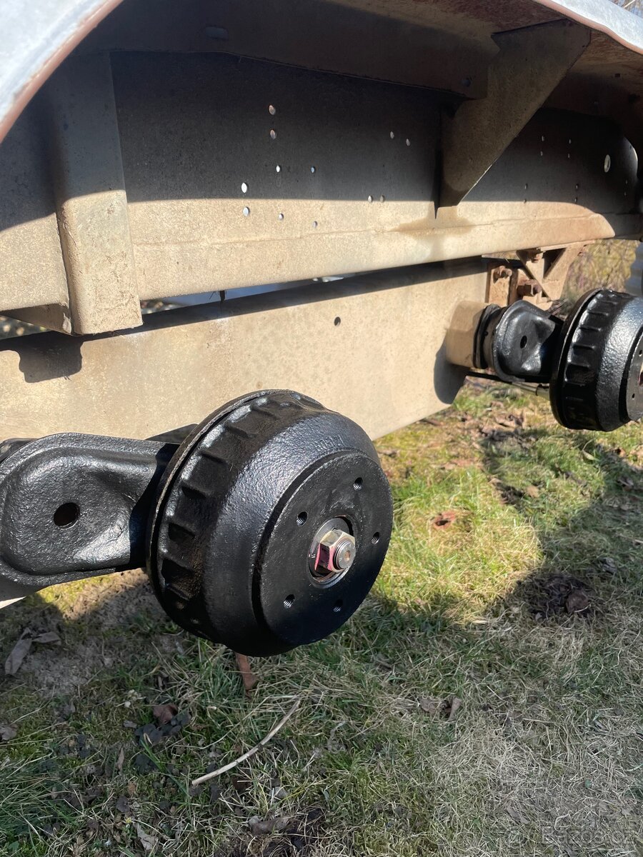 Podval brenderup 2,5t - 2