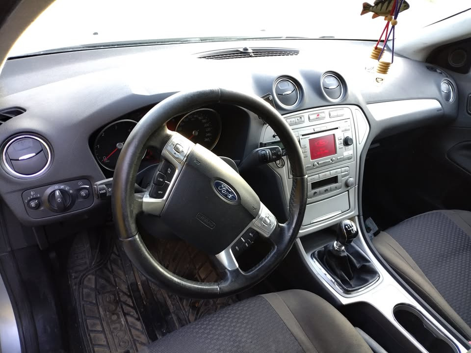Ford Mondeo IV kombi - 2