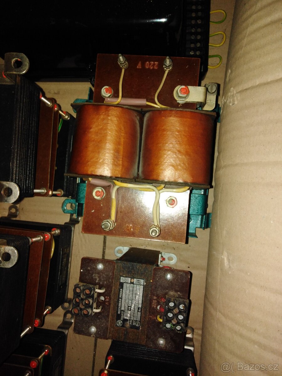Prodám transformátory 24V-100-300W-500W-1000W. - 2