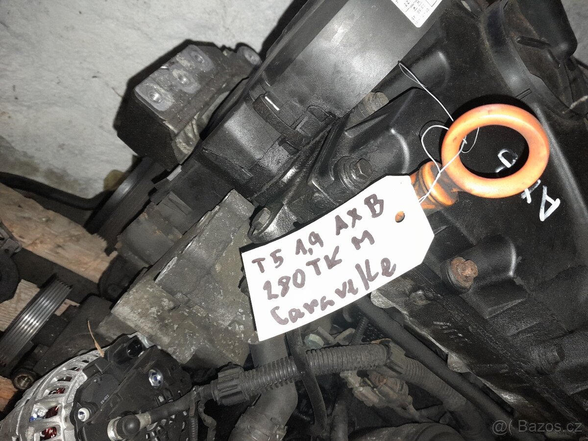 VW T5 motor 1,9 TDi AXB - 2