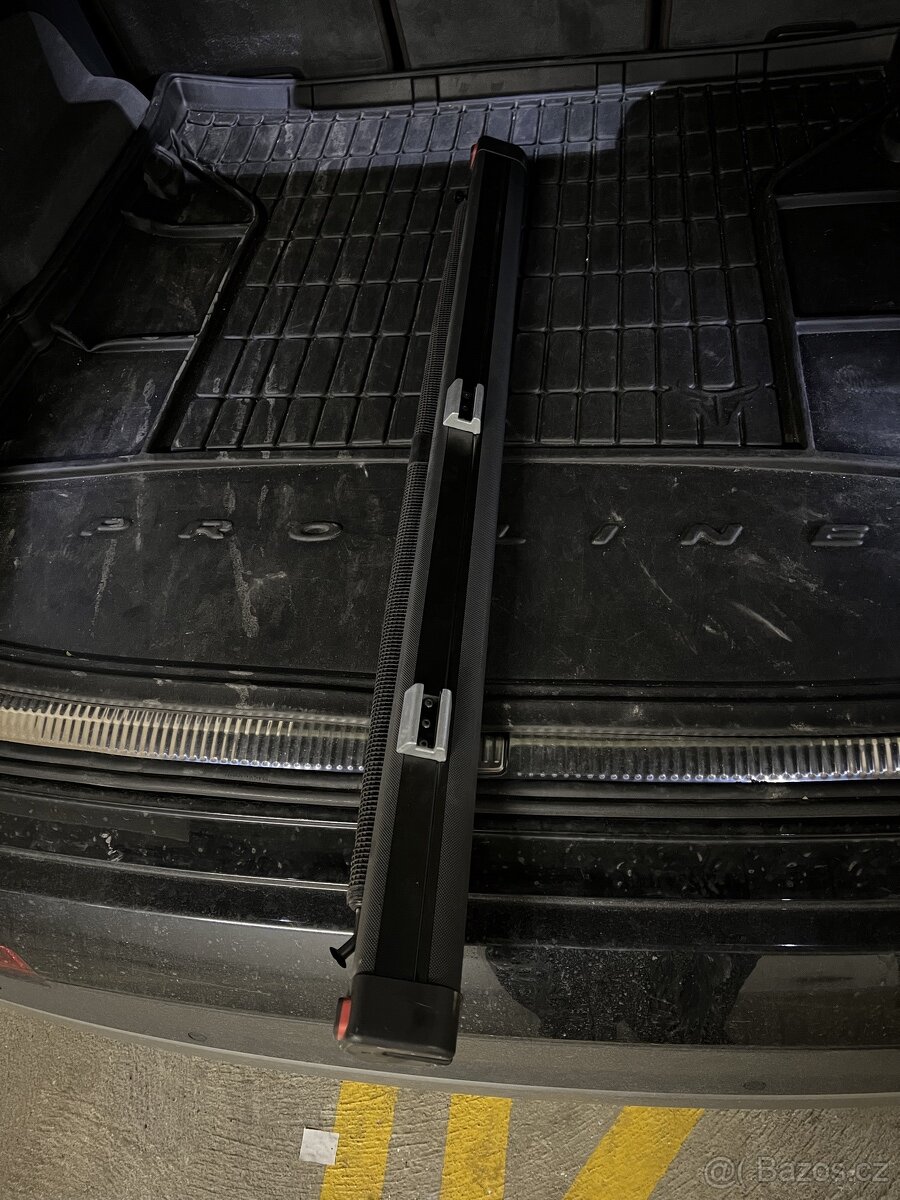 Audi originalní síťová přepážka - 2