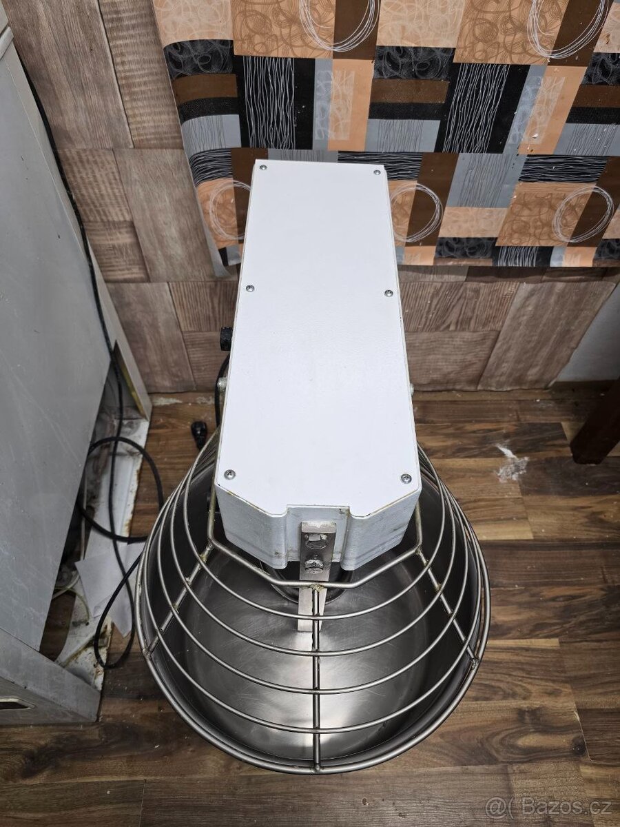 HTF 15 - Míchačka těsta , Míchadlo na těsto - 2