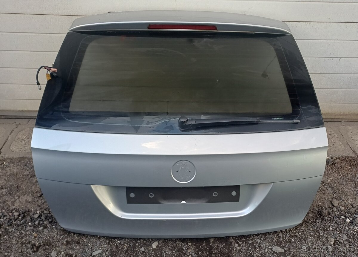 Víko kufru páte dveře Škoda SuperB II combi - 2