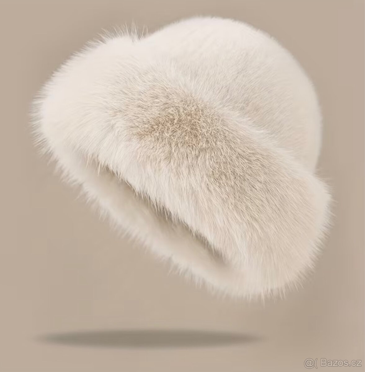 Zimní čepice z umělé kožešiny - 2