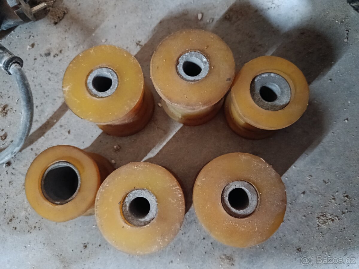 Nissan patrol y60 silentbloky - 2