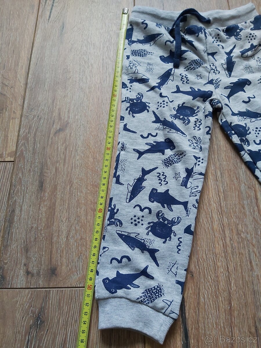 Tepláky NOVÉ vel. 98 - 2