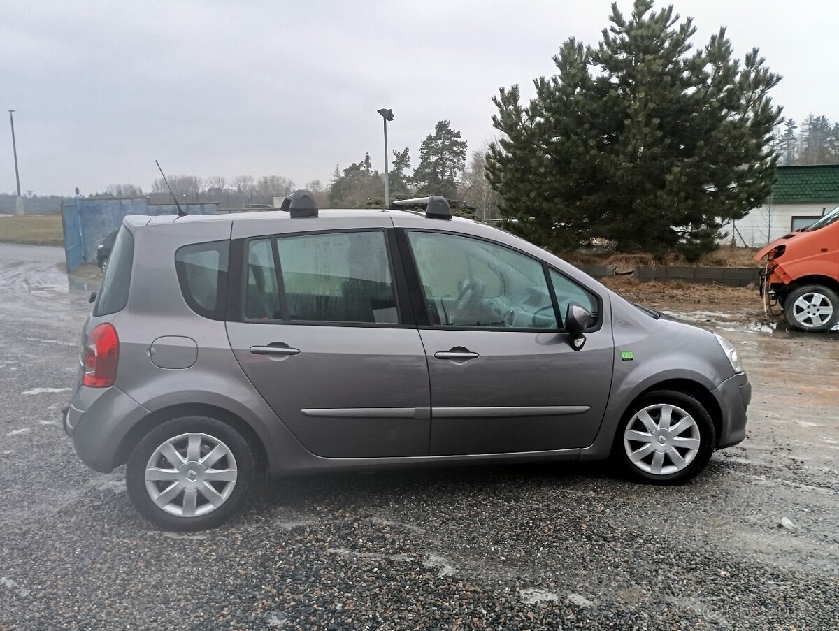 Renault modus grand 1.2 74 kW 2011 - 2