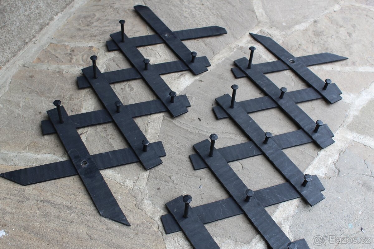 Kovaný věšák - 2