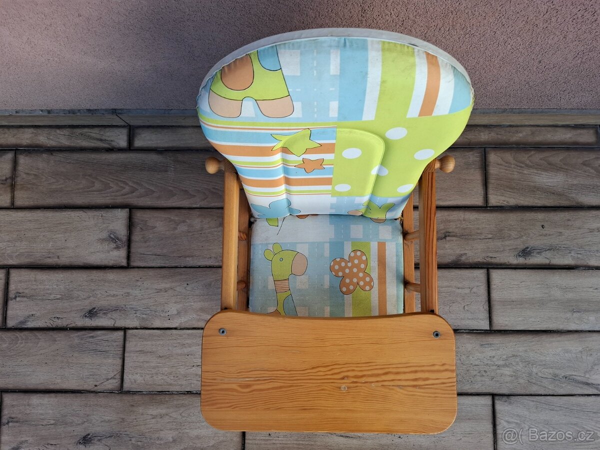 Stará dětská jídelní židlička - 2